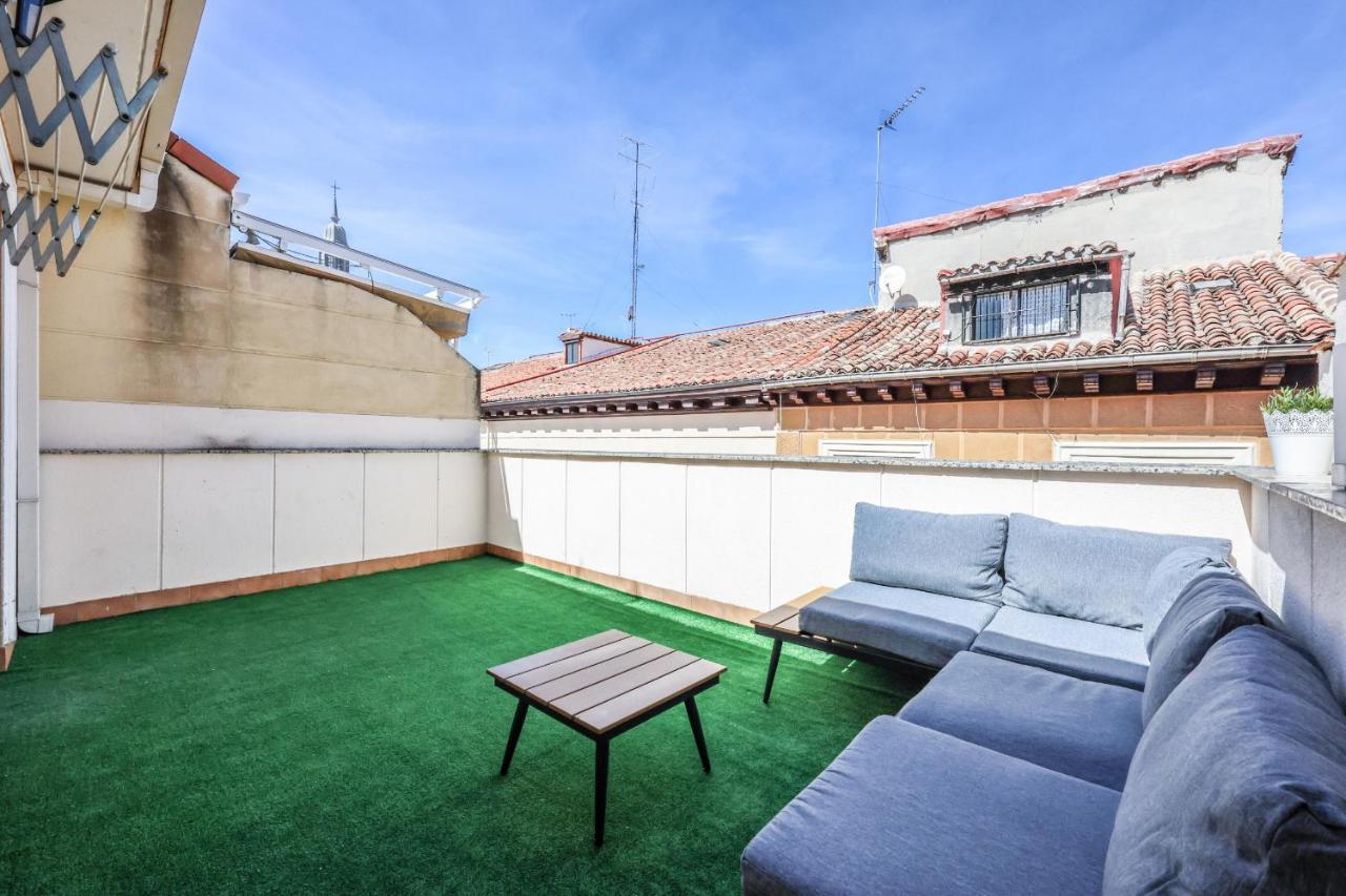 Ferienwohnung Atico Reformado Con Terraza En Lavapies Madrid Exterior foto